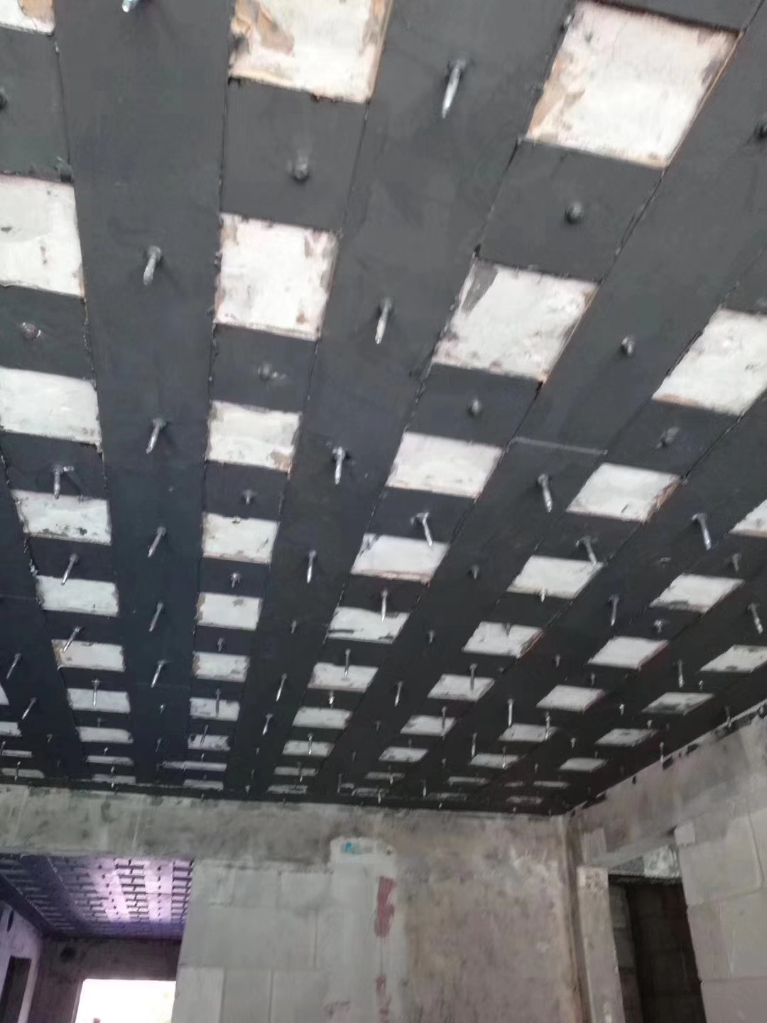 粘鋼加固流程，附：詳細的施工圖